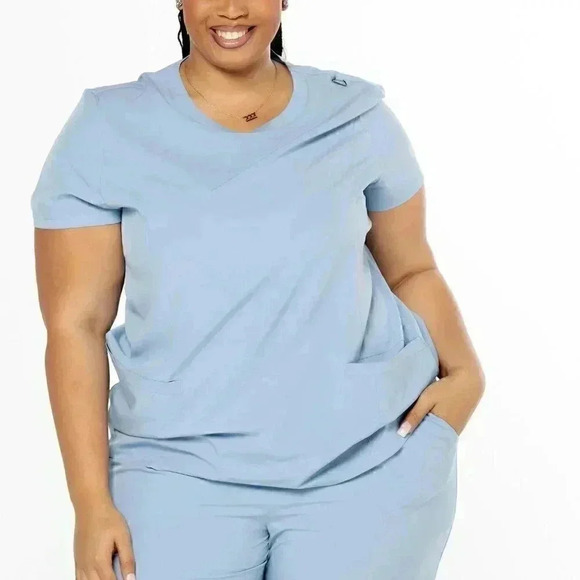 Cscrubs Comfort Collection ROUNDED NECK TOP | COMFORT WT2 - Picture 1 of 3